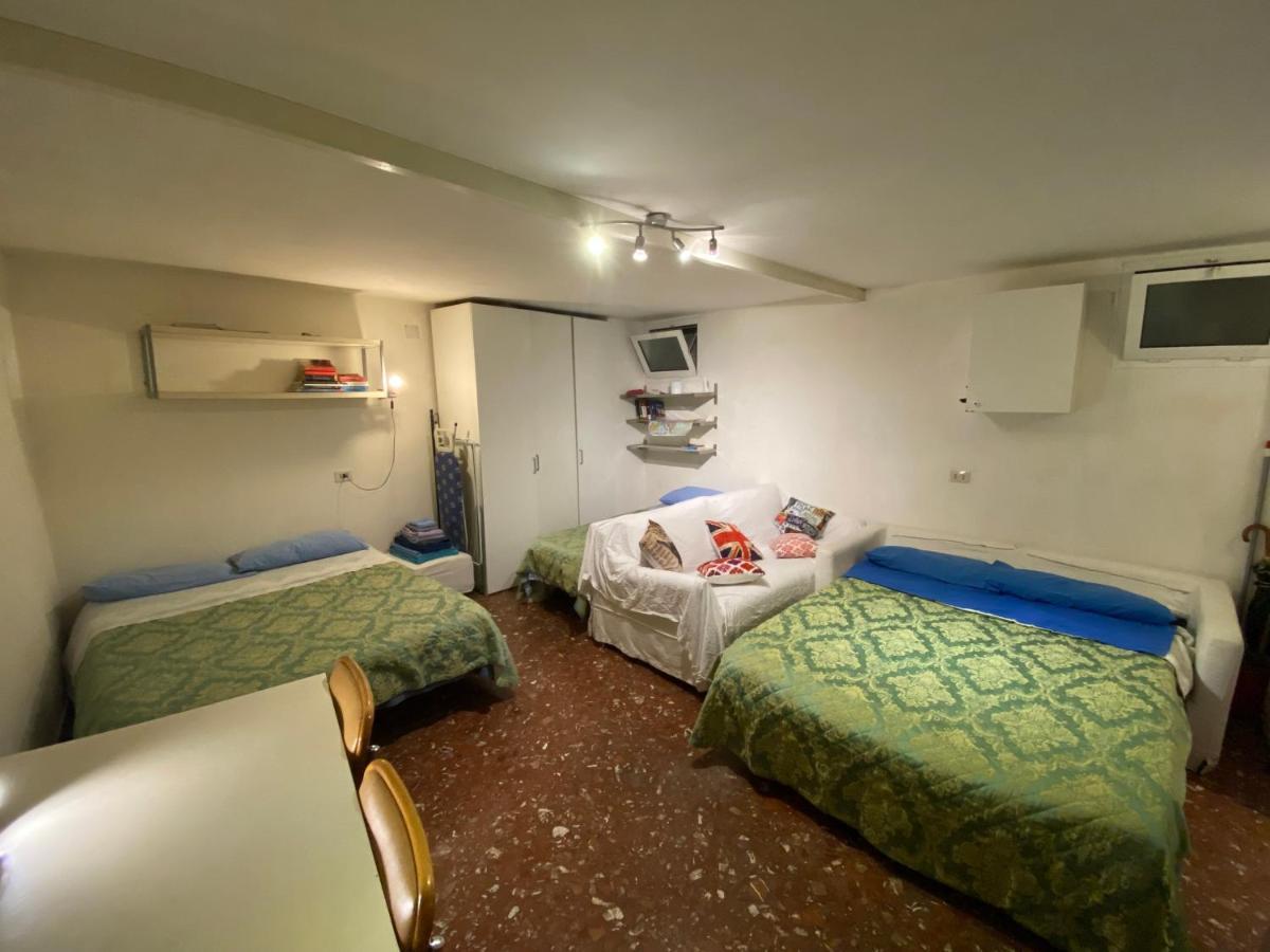 Ampio Monolocale Nel Cuore Della Citta Rome Buitenkant foto